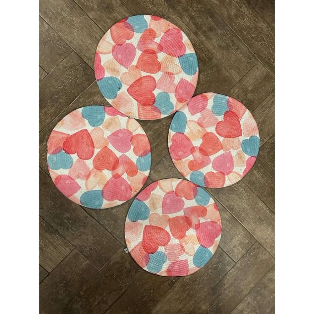 CUPCAKES & CASHMERE SET OF 4 MULTICOLOR HEARTS POLYESTER CHARGERS,PLACEMATS -15"